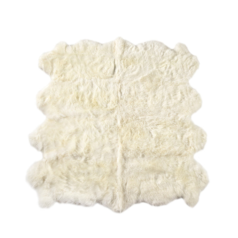 Tapis crème en peau de mouton Dodger, Nouveauté 5 pi 7 po x 5 pi 75 po