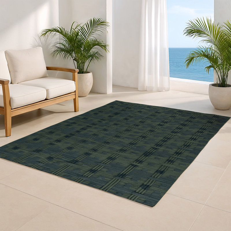 Trellis Gray Indoor and Outdoor Area Rug, Rectangle 4' x 6'