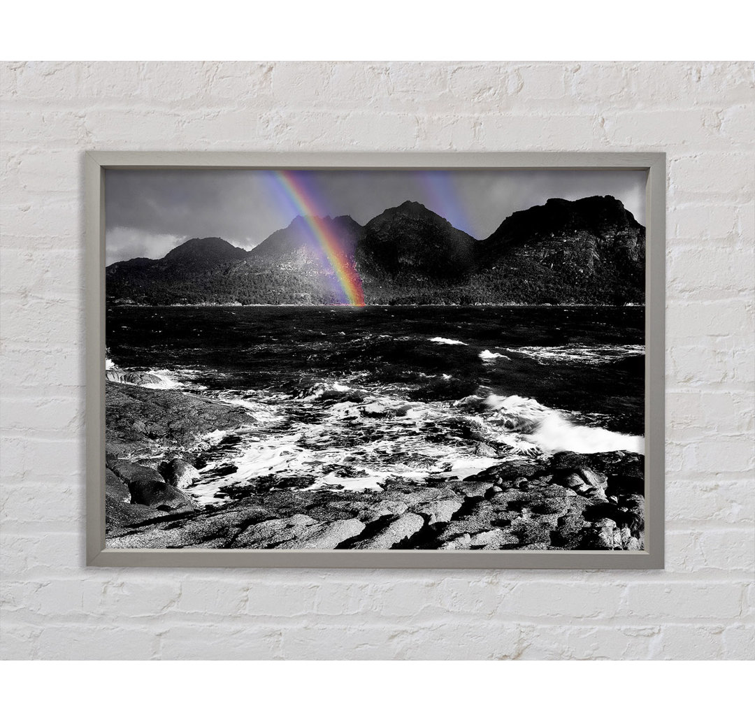 Regenbogen Ozean Berge B N W Gerahmter Druck