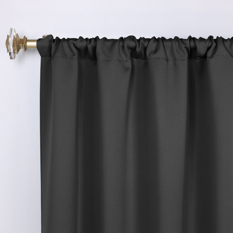Paire de rideaux obscurcissant avec passe-tringle Moriah Millendon, L 36 po x L 63 po, Noir, noir, noir, noir