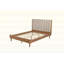 Lit en bois avec tête de lit confortable-477044674