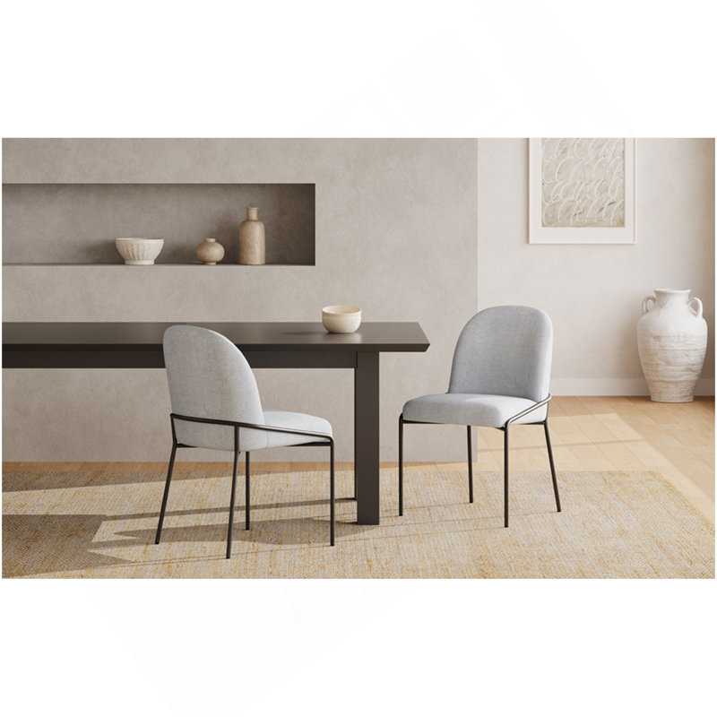 Chaise de salle à manger moderne avec tissu en polyester texturé en lin gris doux, structure en fer de couleur bronze, ensemble de 2, gris clair