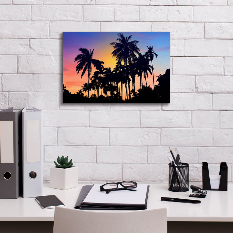 «Coastal Palms» par Mark Ashkenazi, art mural sur toile, H 12 po x l 18 po x P 0,75 po