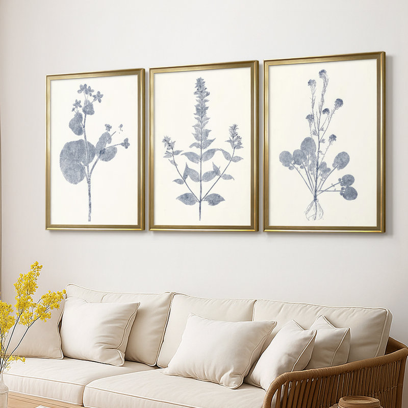 Marine Botanicals VI - Toile tendue avec châssis sur mesure - 3 pièces, H 30 po x l 63 po, Doré