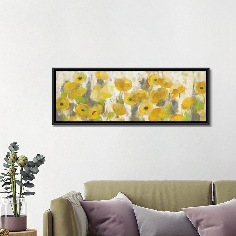 «Floating Yellow Flowers I» par Silvia Vassileva, impression sur toile tendue, H 20 po x l 60 po x P 1,5 po, Toile tendue