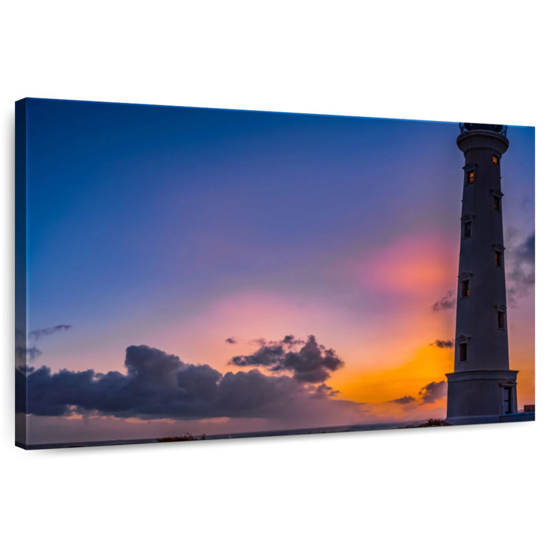 Silhouette du phare d'Aletra en Californie, H 34 po x l 51 po