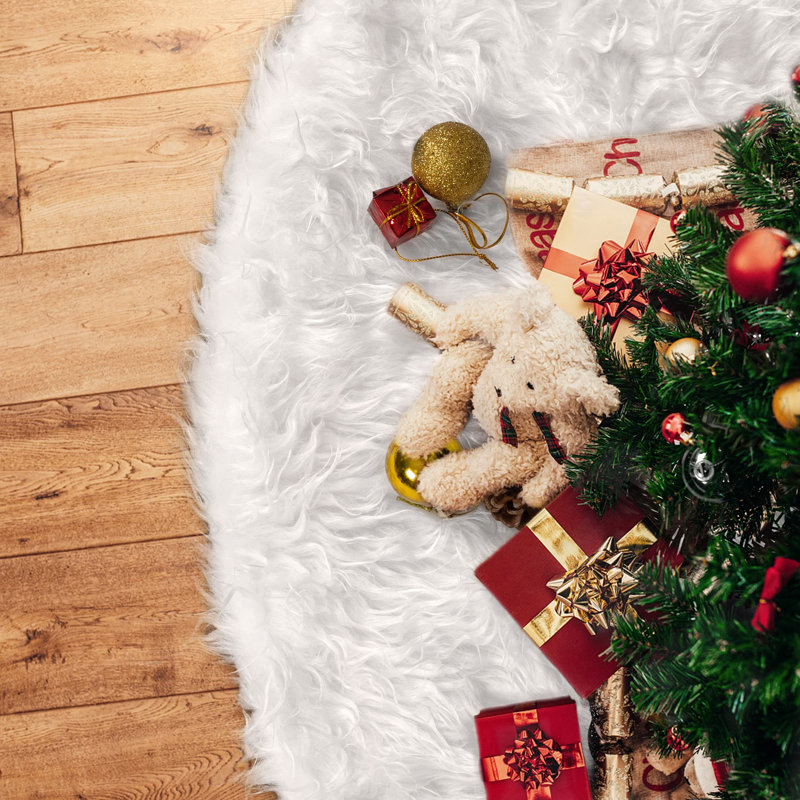 Faux Fur Tree Skirt