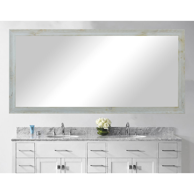 Miroir de salle de bain rustique Bloodworth, H 34,5 po x l 69,5 po, gris