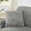 Canapé-lit en L en velours côtelé gris, rembourré avec style, assise et dossier confortables, structure en bois franc robuste, méridienne convertible, repose-pieds en forme d'arc pour canapé modulaire gris doux au toucher, modulaire, haut-764221274
