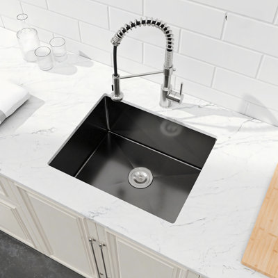 Évier de cuisine en acier inoxydable, lavabo simple encastré à la main 23 po x 19 po, avec drain et crochet standards américains