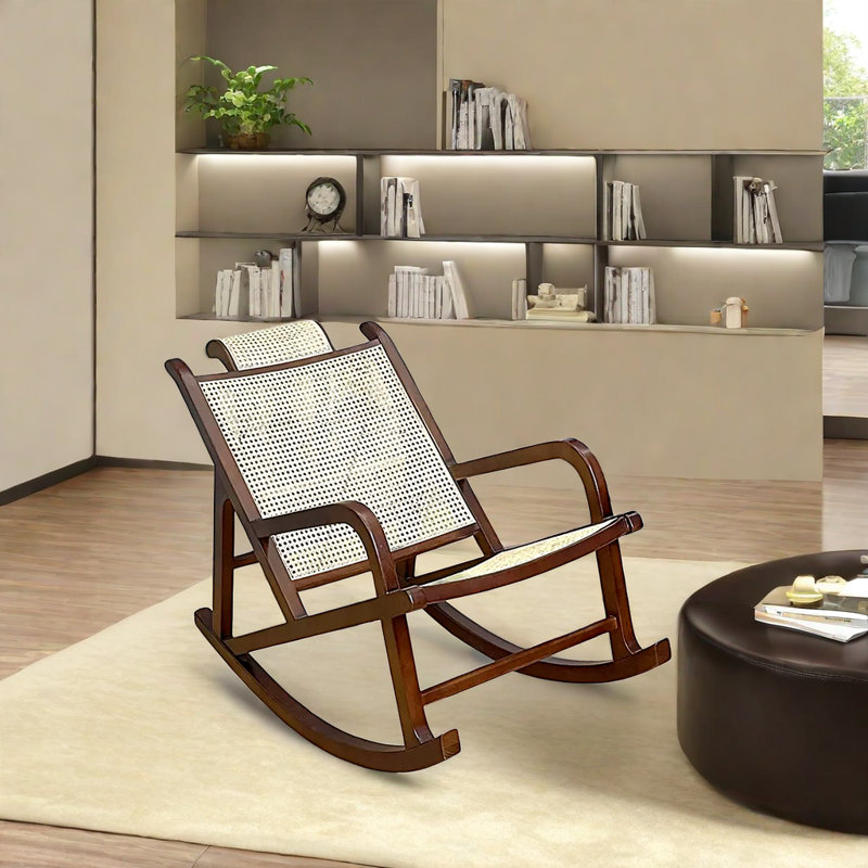 Chaise berçante en rotin Casual