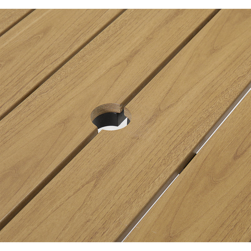 Table de salle à manger carrée avec trou pour parasol, structure en fer robuste et plateau en composite bois-plastique pour une utilisation toutes saisons