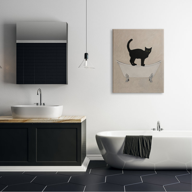 «Black Cat Simple Claw Pied Bathaign Bathroom», art mural sur toile tendue XXL par Coco de Paris, H 40 po x l 30 po