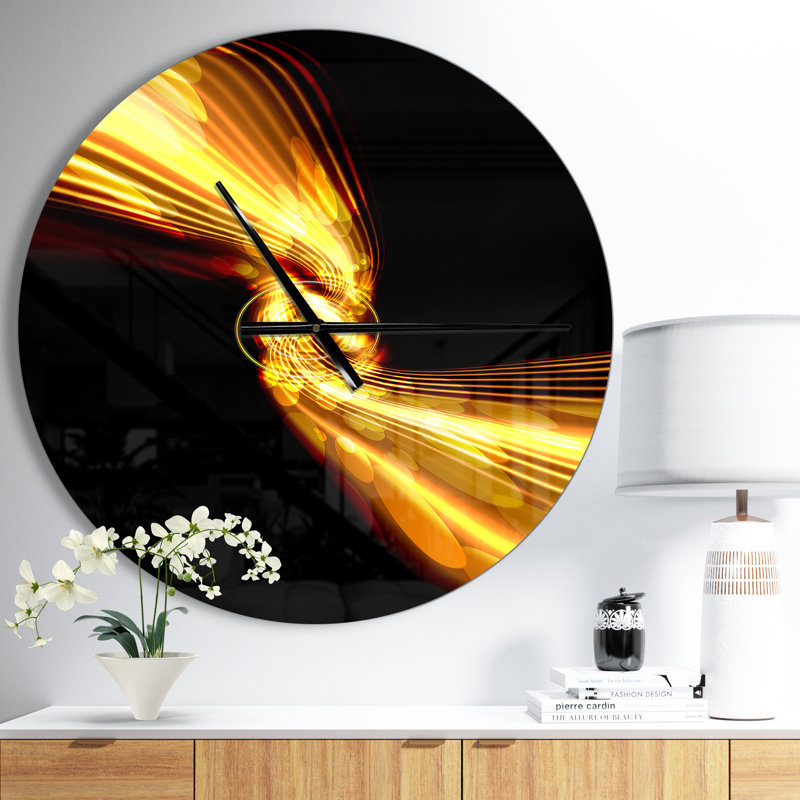 Glowing Golden Lines and Circles - Horloge murale moderne, Moyen