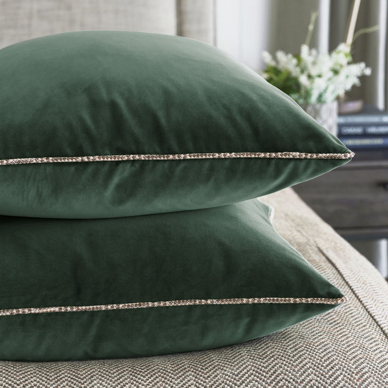 Steeplechaser Duvet Cover, Queen Duvet Cover + 4 Standard Shams