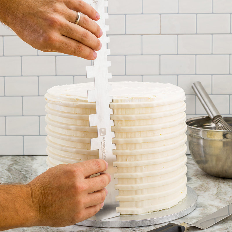 Accessoire de restaurant - peigne à gâteau 19,8 po x 2 po, 1 peigne décoratif carré - à double face, bords assortis, glaçage en acier inoxydable plus lisse, pour décorer ou sculpter des desserts,