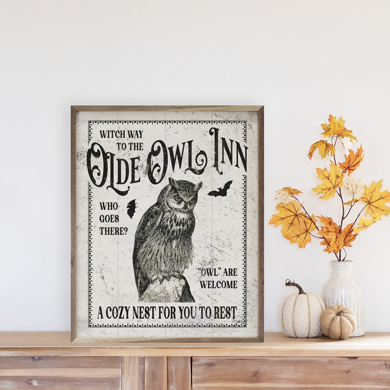 Olde Owl Inn White, 16" W x 20" H