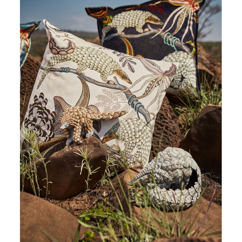 Ardmore Pillow, White, 20" x 20"