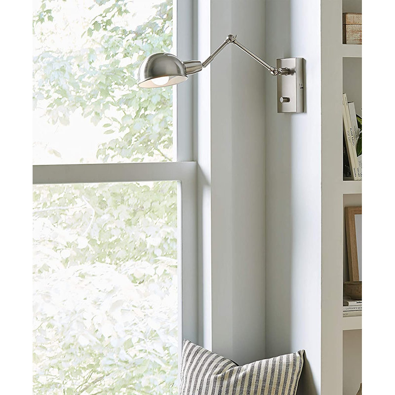 Steel Swing Arm Sconce, Black