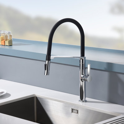 SUMERAIN Lead Free  Pull Down Kitchen Faucet with Dual Mode and Magnetic Docking