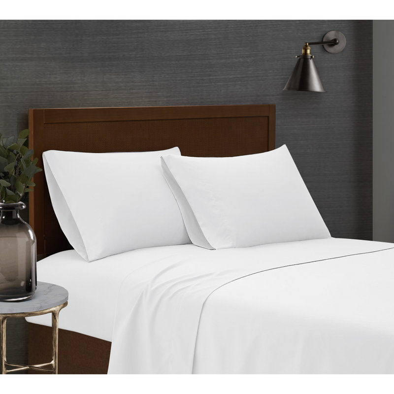 Ensemble de draps London Fog, Ensemble de draps pour très grand lit divisé + d, Blanc