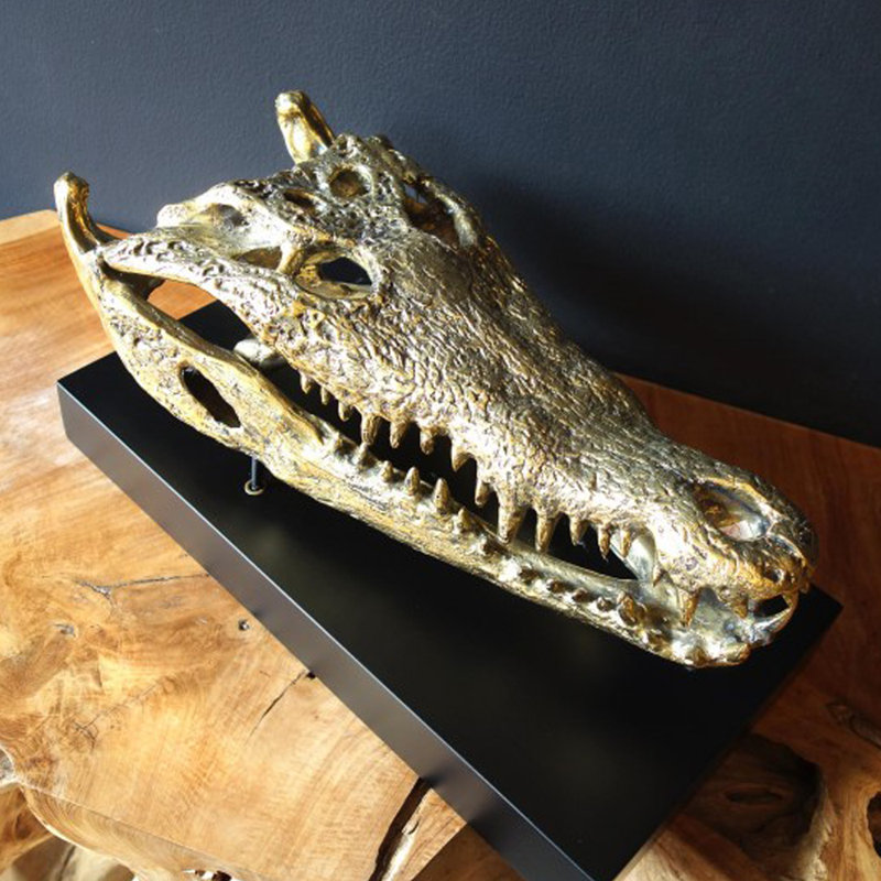 Laiton crocodile avec base Caren, H 8,7 po x l 5,9 po x P 13,8 po