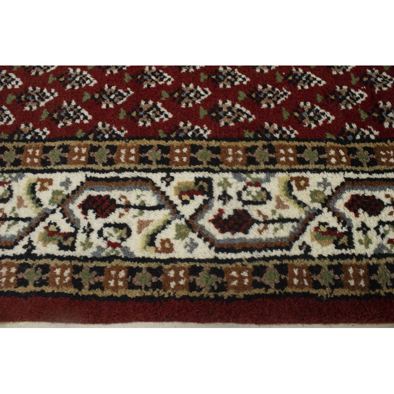 Tapis rouge Indo-Botemir, Tapis de couloir 2 pi 6 po x 8 pi 11 po