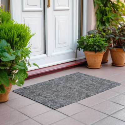 Mahaney Floral Indoor Rug