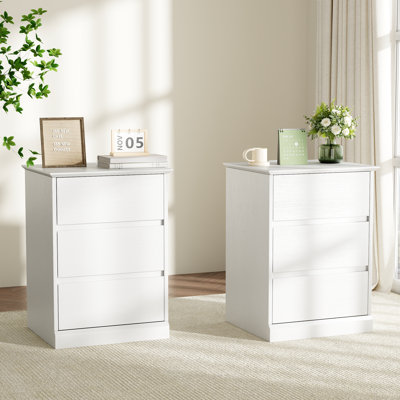 17'' W Solid Wood Nightstand, 3 Drawer Nightstand With Charging Station(Set Of 2)