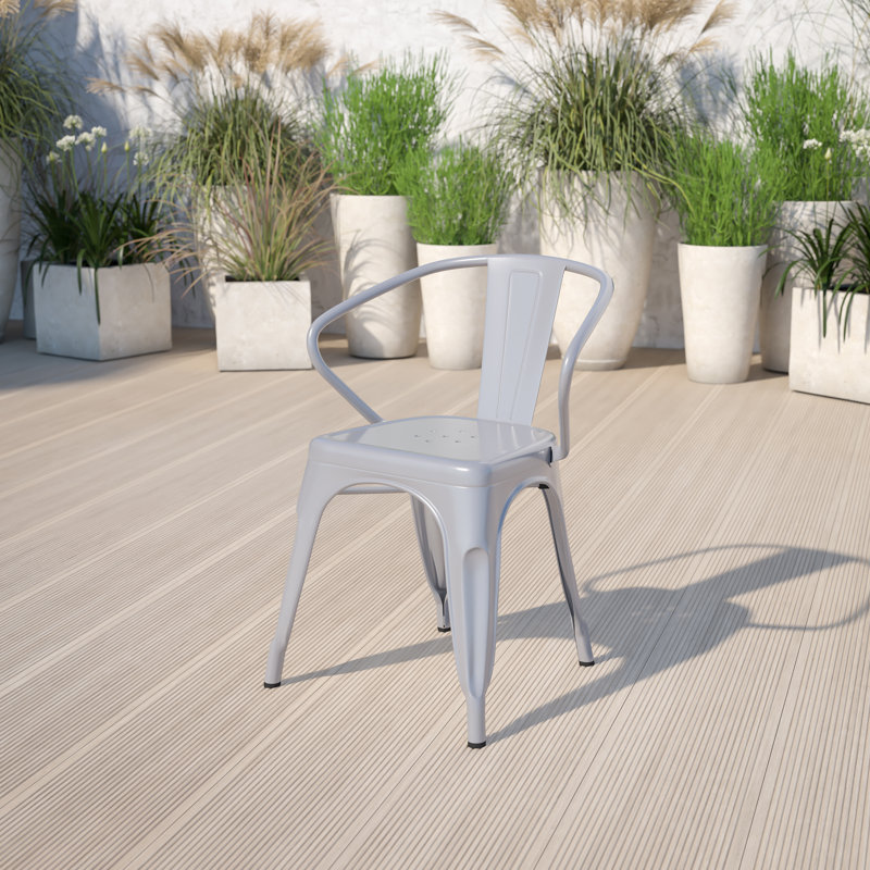 Chaise Hucheson, Argent