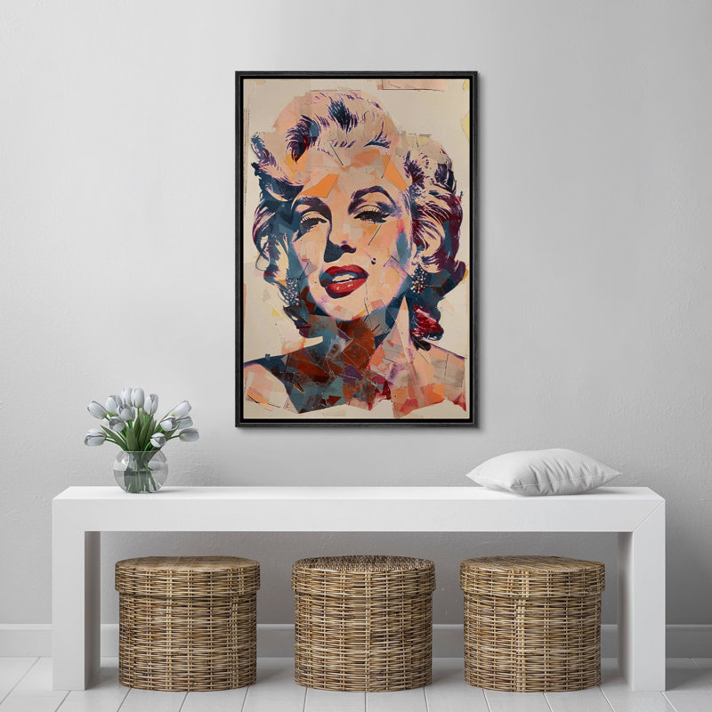 «Pop Urban Street» par Marilyn Monroe, Cadre noir, H 24 po x l 16 po