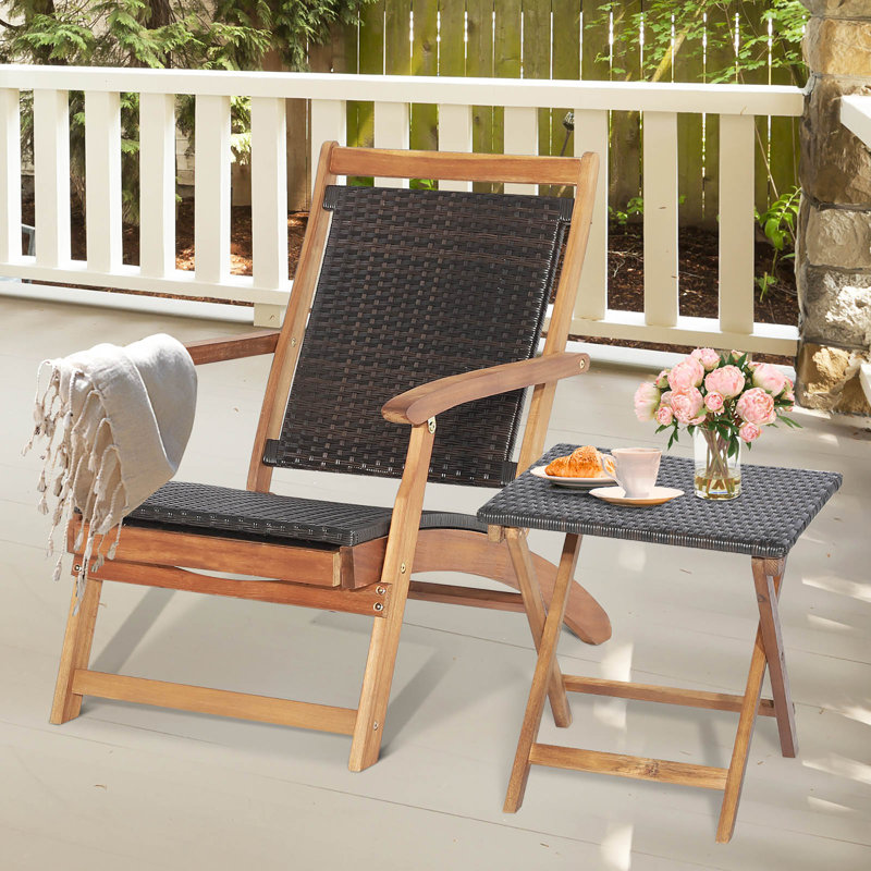 Chaise de patio pliante en bois Karlye