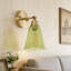 Ensemble de 2 appliques murales modernes réglables avec abat-jour en verre vert, luminaire de meuble-lavabo en laiton brossé pour miroir ou évier