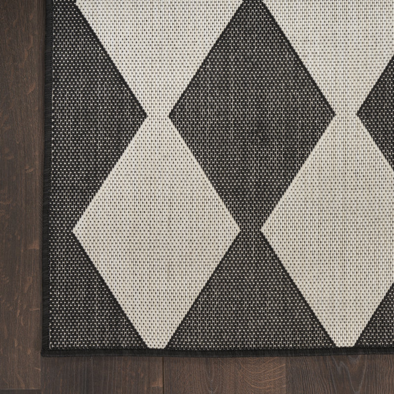 Positano Indoor/Outdoor Area Rug, Rectangle 7' x 10', Black