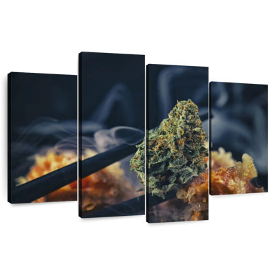 Senne Marijuana Smoke