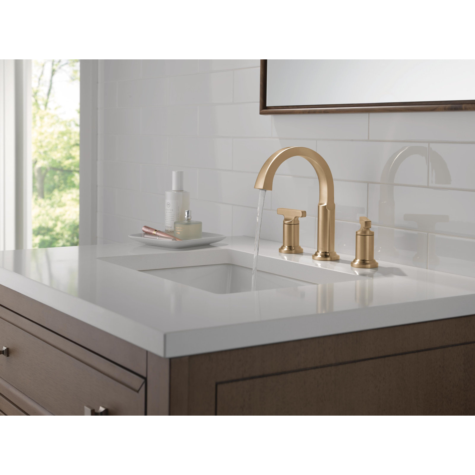 Tetra Widespread Bathroom Faucet with Drain, Champagne Bronze