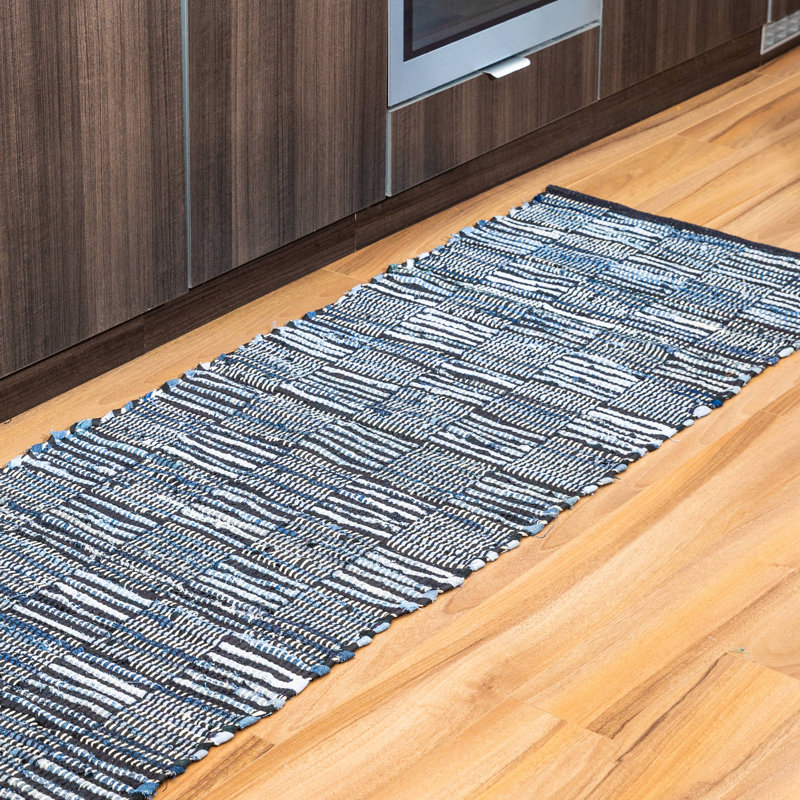 Unadilla Striped Indoor Rug, Runner 2' x 6'