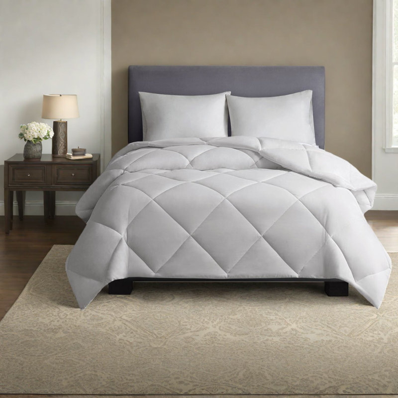Year-round Oversized Bedding Set, Polyester King/cal King, Temp-regulating Comforter