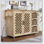 Îlot de cuisine à motif damier tissé 3D 53,2 po avec abattant, îlot de cuisine sur roulettes avec support de rangement interne, prise de courant, chariot de cuisine avec 3 tiroirs et 2 armoires, Nature