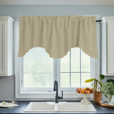 Scalloped Window Valance