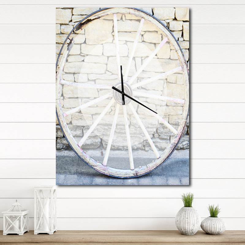 Vieille horloge murale en bois, H 32 po x l 24 po x P 1 po