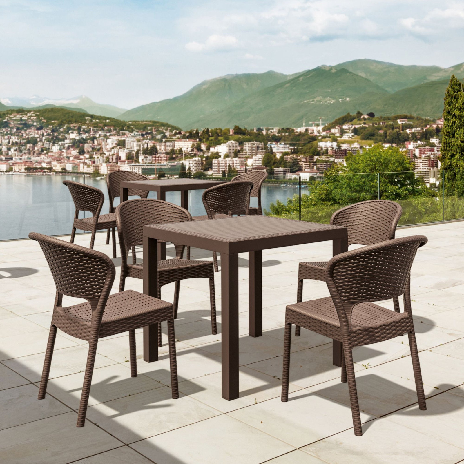 Helden 32" Patio Dining Set, Brown