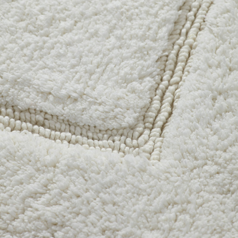 White Cotton Non-Slip Bath Mat Set, 2-Pack