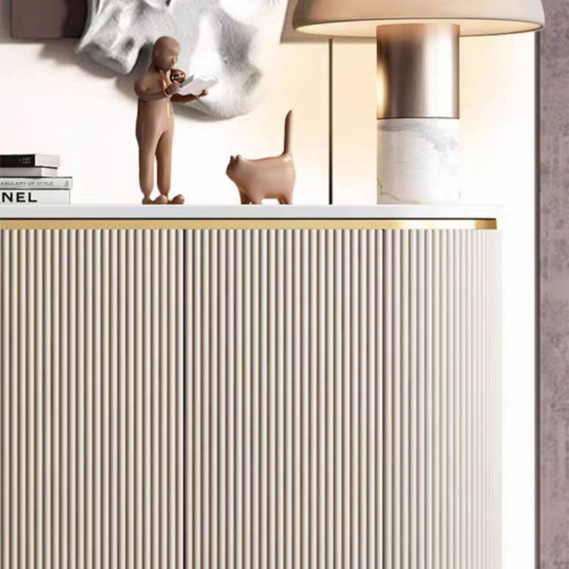 Buffet A Light Luxury Ltalian, Blanc cassé