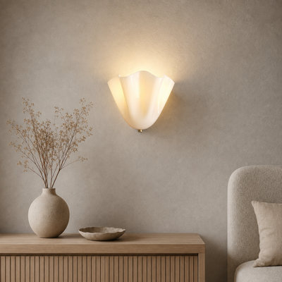 Cream White Glass Scalloped Wall Sconce