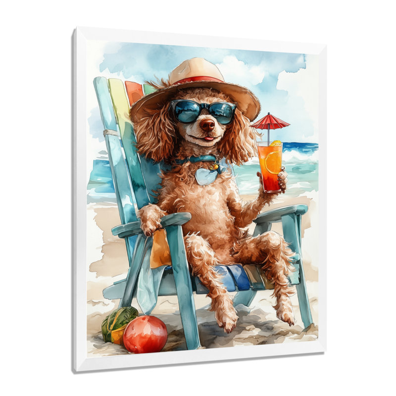 Caniche brun sur la plage relaxant, Cadre photo blanc, H 20 po x l 12 po