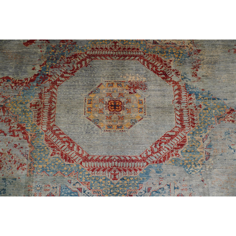 Hand-Knotted High-Quality Beige Area Rug