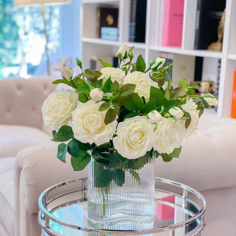 Grand arrangement floral dans un vase