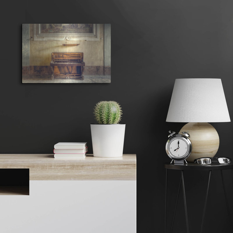 «The Piano» par Roman Robroek, H 16 po x l 24 po