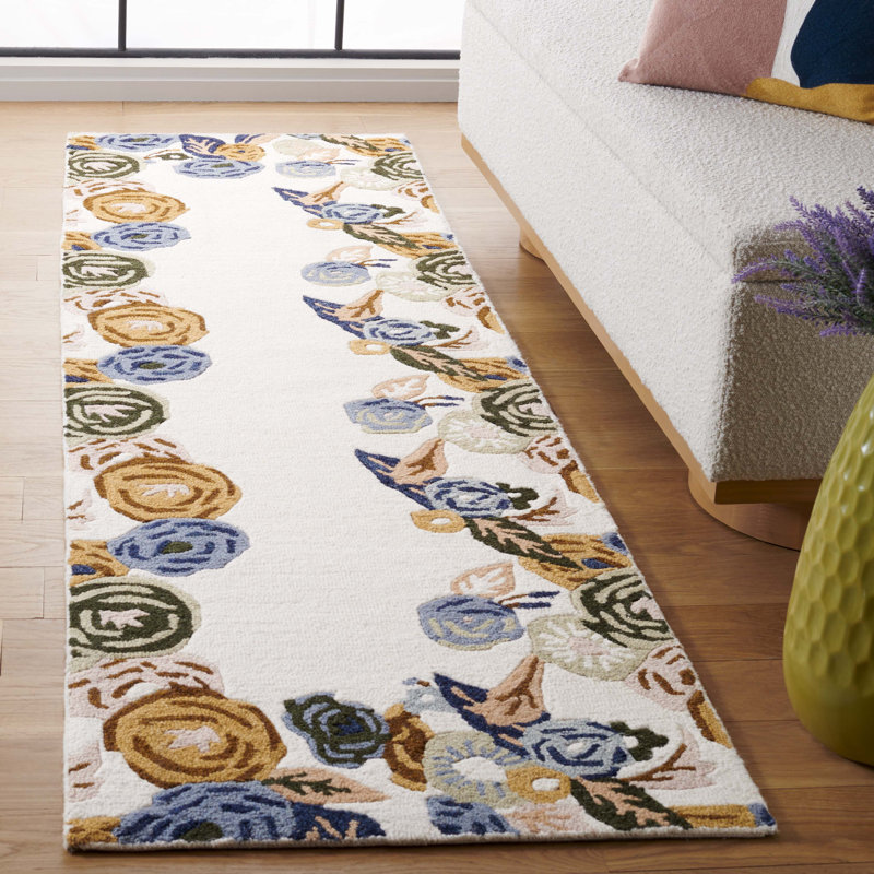 Chelsea Tufted Wool Cotton With Latex Floral Rug in Ivory/Blue, Runner 2'3" x 8'